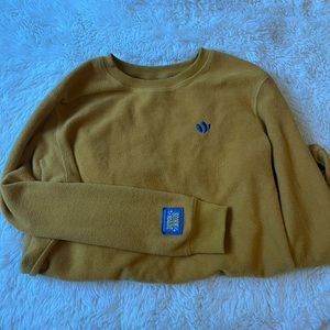 Dutch Bros fleece mustard pullover! Cute Dutch bros logo on sleeve.